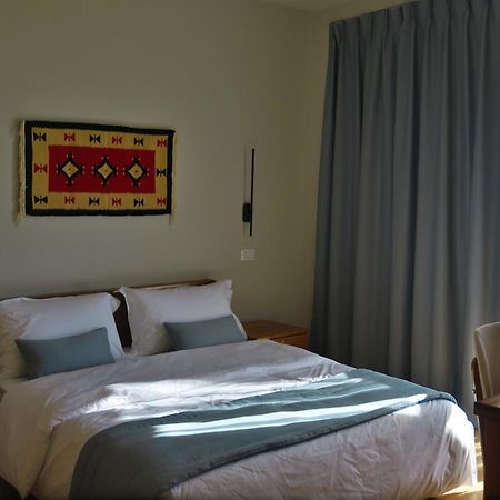 Doko Hotel Radhimë Esterno foto